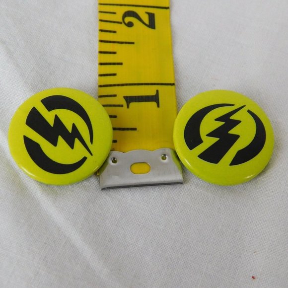 Lot of 14 Random Assorted Buttons Pinbacks Pins Grab Bag Funny Humorous Vote Fun - Picture 8 of 12